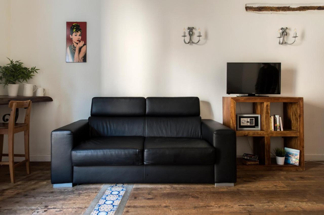 Agora Apartments - Armida Sorrento Esterno foto